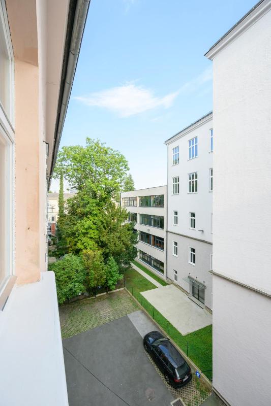 Spacious apartment in Graz for 6 people - image 34