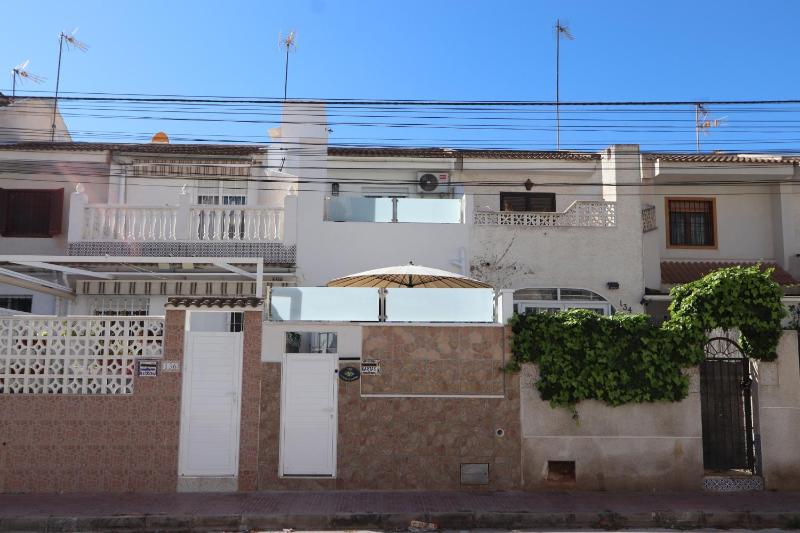 Torrevieja Spectacular Townhouse - image 13