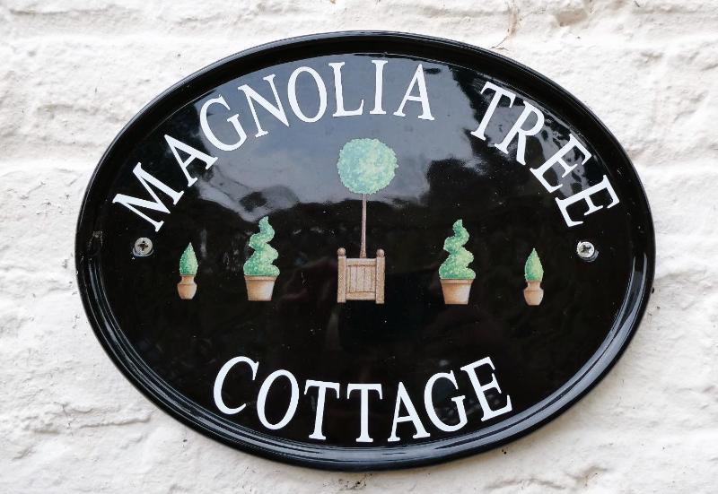 One-Bedroom Cottage image 3