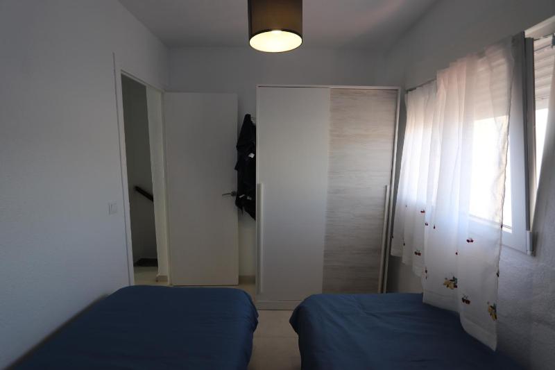 Torrevieja Spectacular Townhouse - image 9
