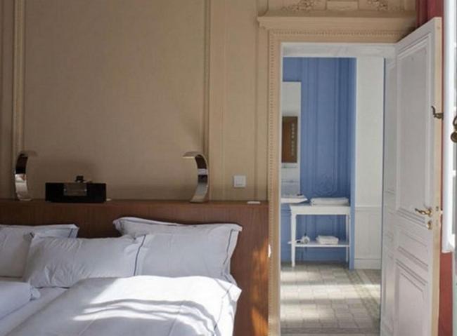 Double Room image 3