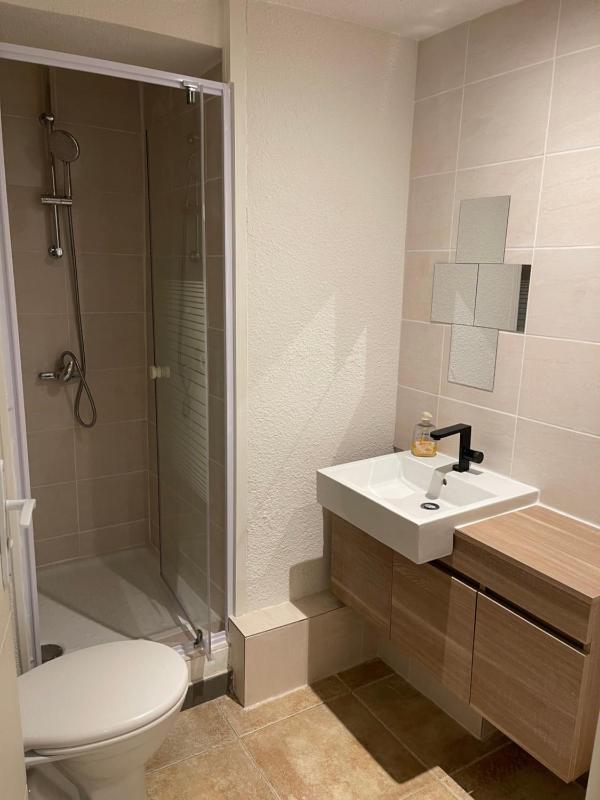 Three-Bedroom Apartment image 4
