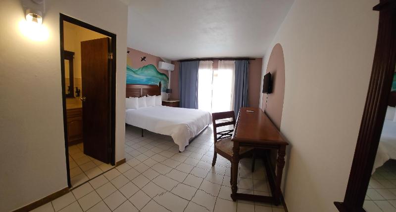 King Room with Sea View image 2