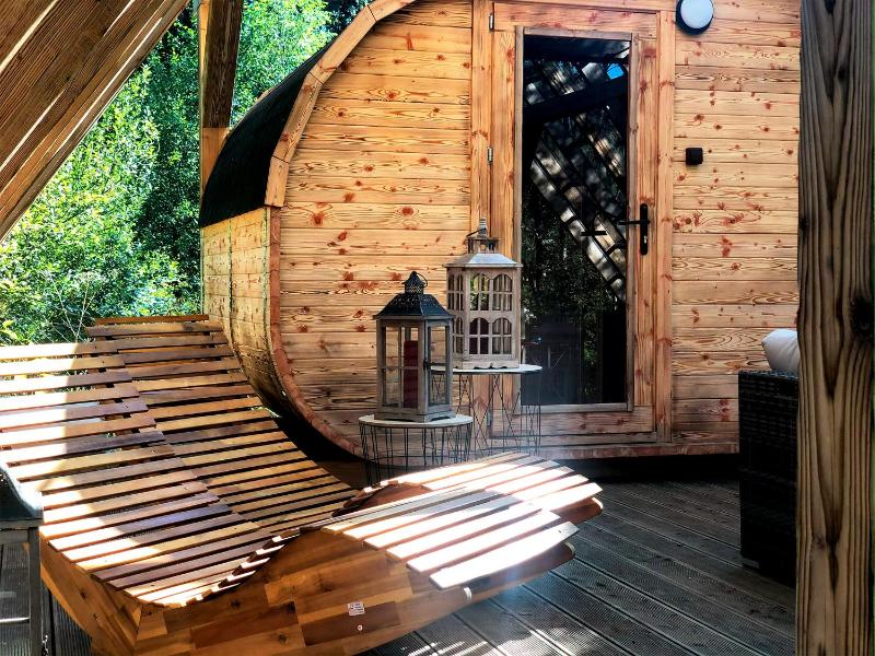 Luxury Two-Bedroom Chalet  VI image 3
