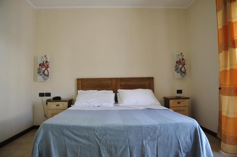 Double Room image 4