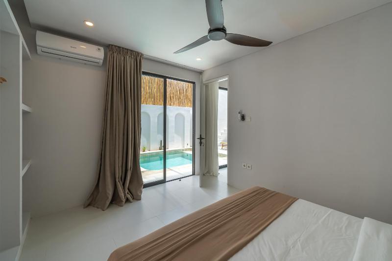 Villa Araw - Outstanding 2BR Villa - Prime Location in Canggu - image 41