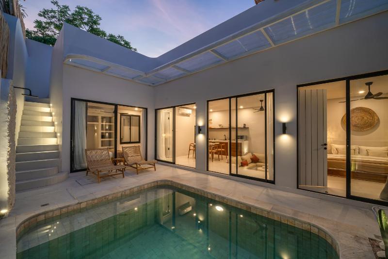 Villa Araw - Outstanding 2BR Villa - Prime Location in Canggu - image 46
