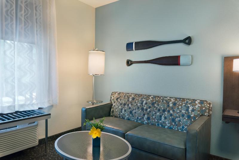 King Suite Sleeper Sofa image 2
