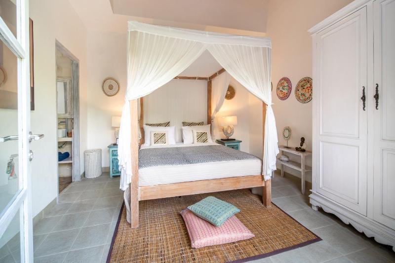 Villa Tara by Villa Finder - image 21