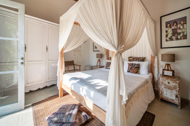Villa Tara by Villa Finder - image 12
