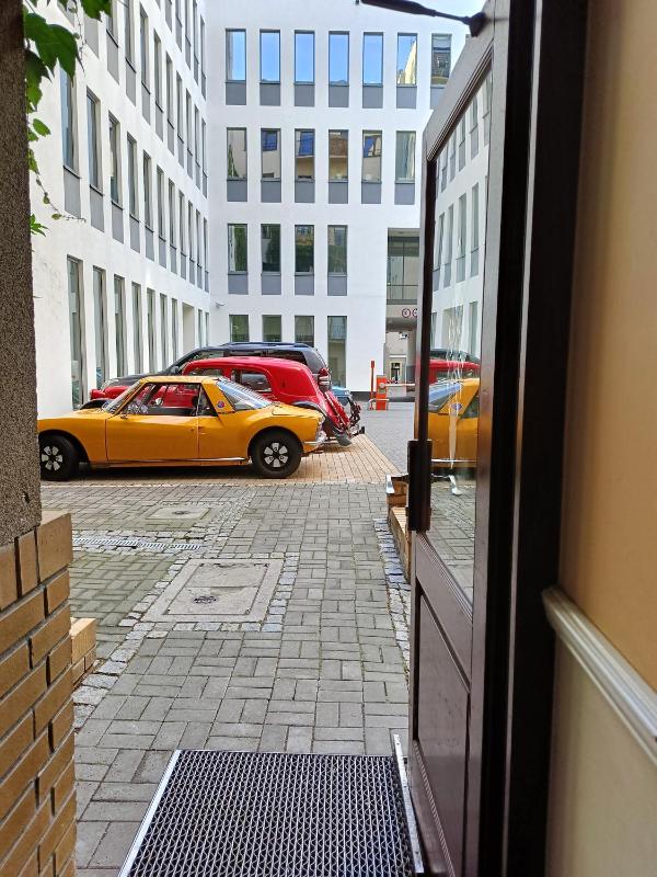 SleepWalker Boutique Suites - image 15