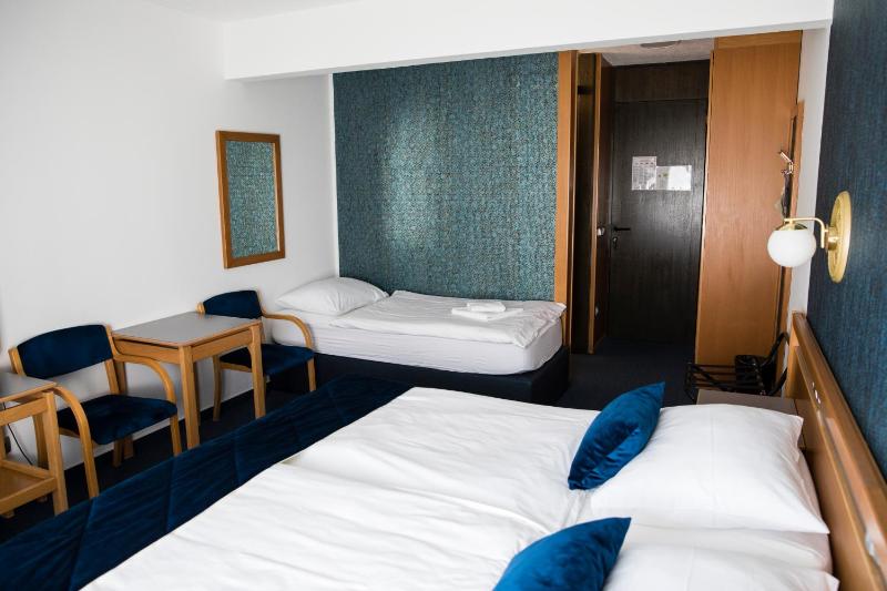 Triple Room image 3