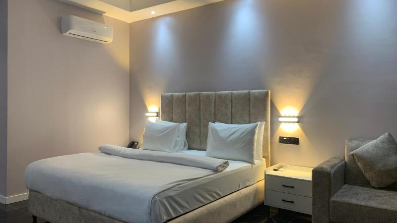 Premium apart with rooftop pool - image 13