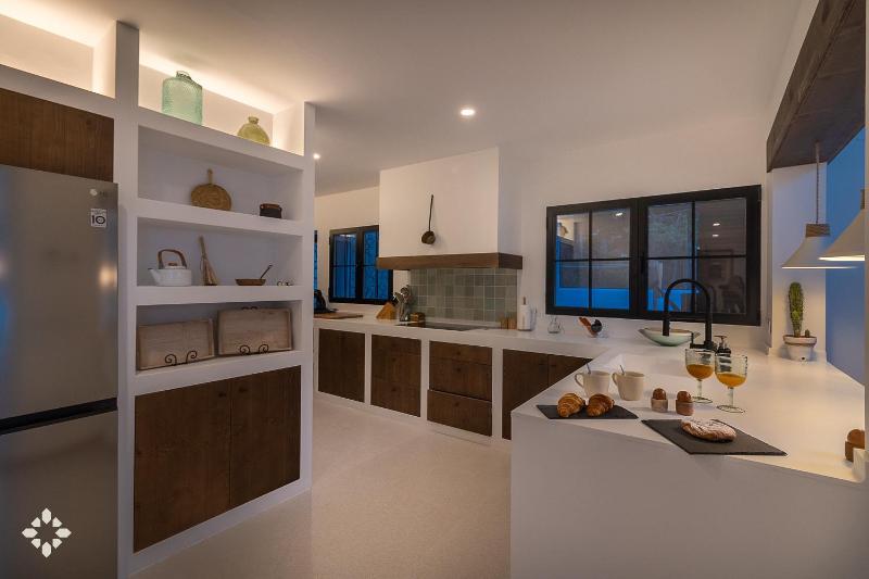 Villa Ca Chika by Abahana Luxe - image 2