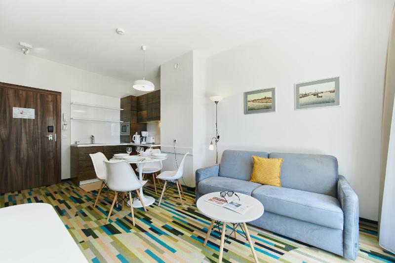 Apartamenty Świnoujście - Aleja Baltic Park Molo C306 - image 13