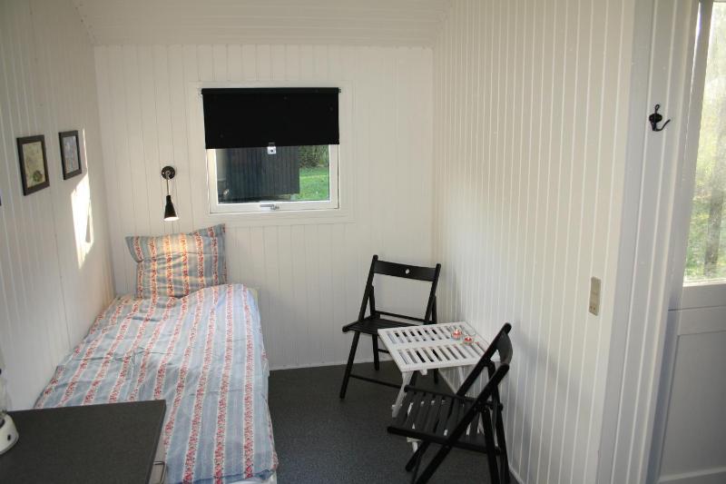 Cottage with Shared Bathroom image 3