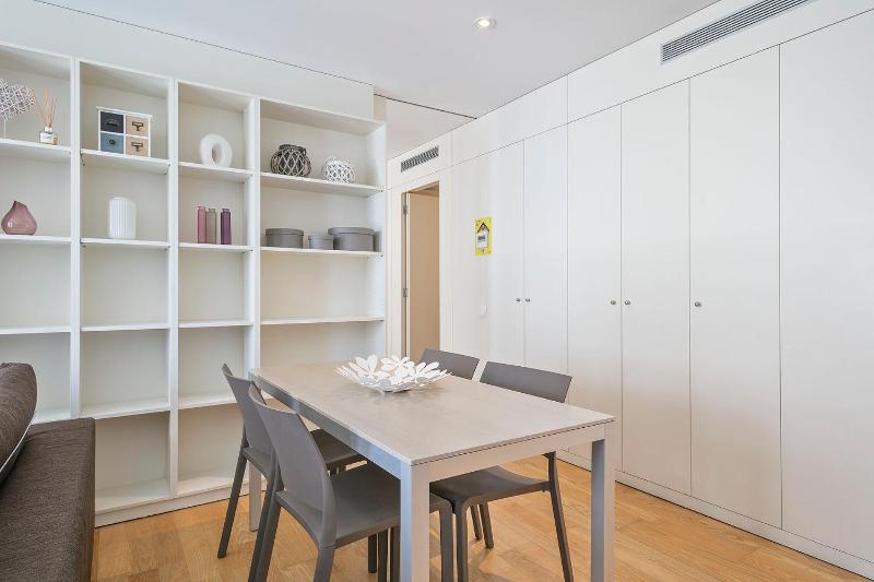 Business Apartment image 4