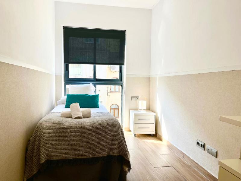 Feelathome Mozart Apartments - image 4