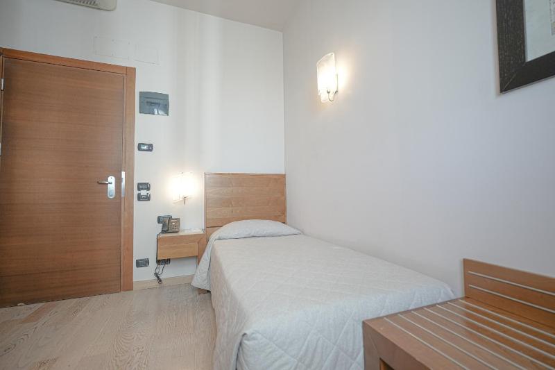 Economy Single Room image 1