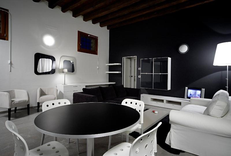Family Junior Suite image 3