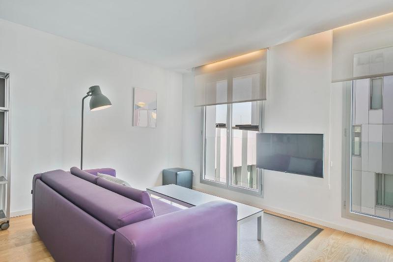 Business Superior - Upper Floors image 3
