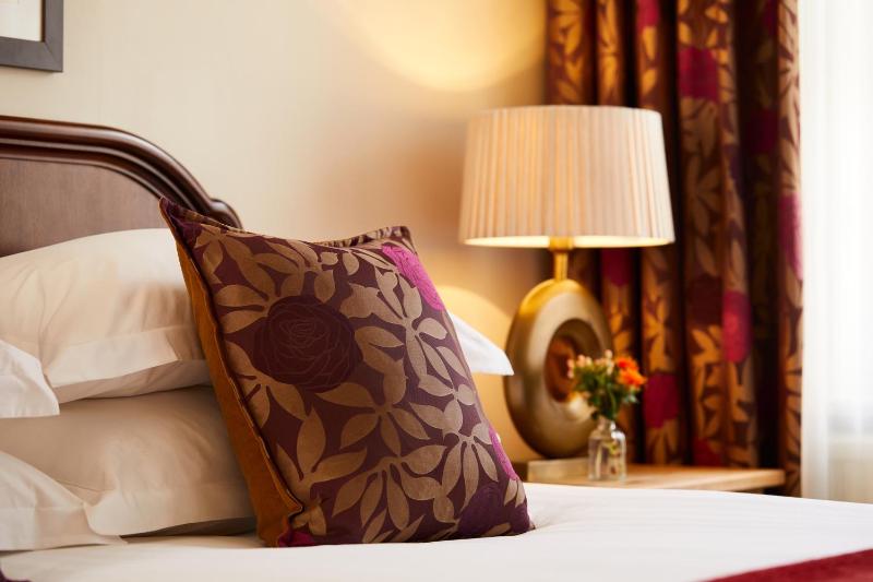 Standard Double Room image 4