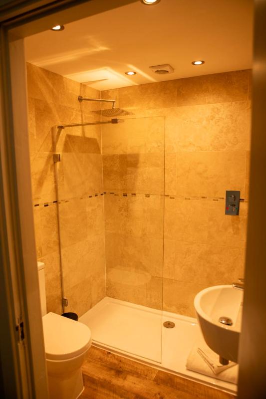 Double Room with Twin Aspect View image 1