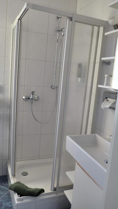 Double Room image 3