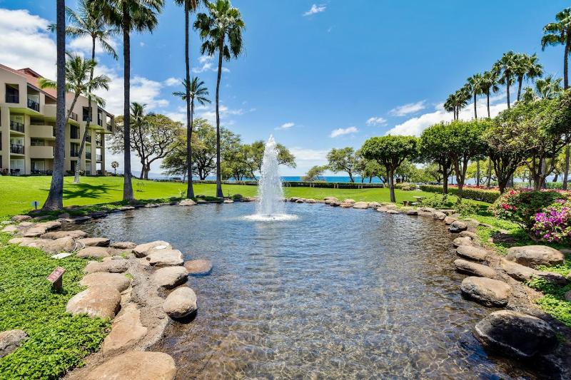 Gorgeous Luxury Ocean View 1 Bedroom Kamaole Sands 10-304 - image 16