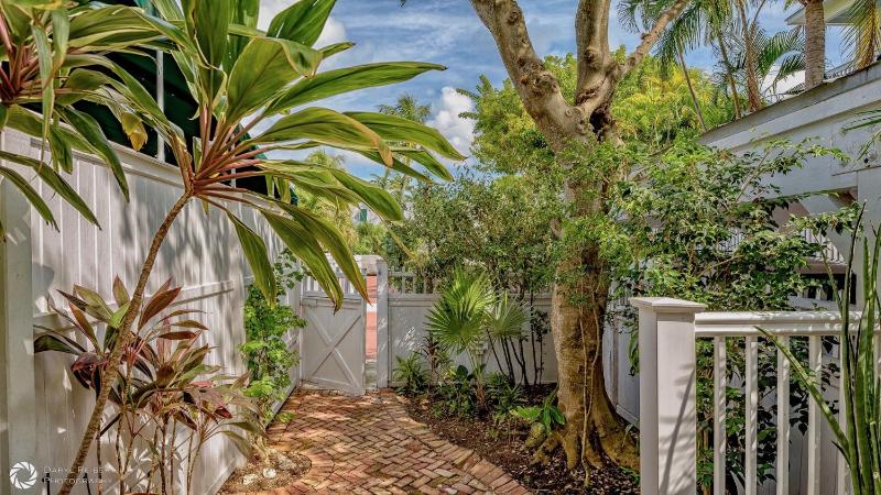 Banana Blossoms by Last Key Realty - image 36