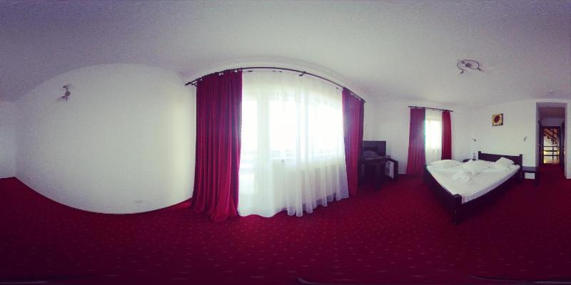 Double Room with Balcony image 1