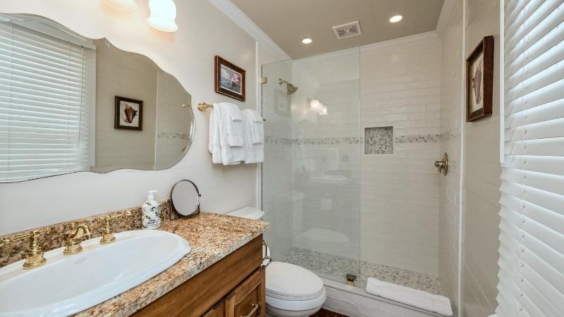 Angelas Eclectic Gallery by Last Key Realty - image 16