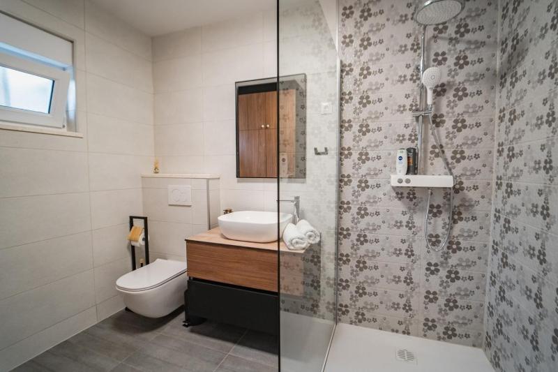 Seaside luxury villa with a swimming pool Razanj Rogoznica - 23572 - image 17