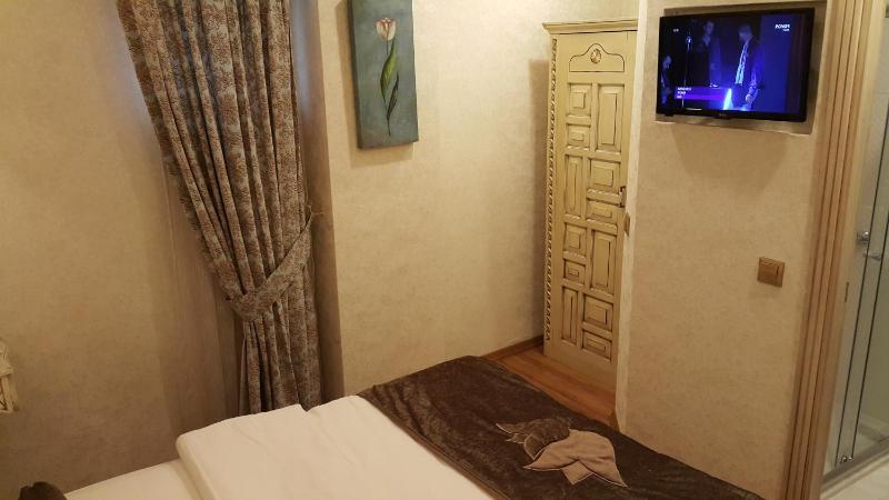 Budget Room image 3
