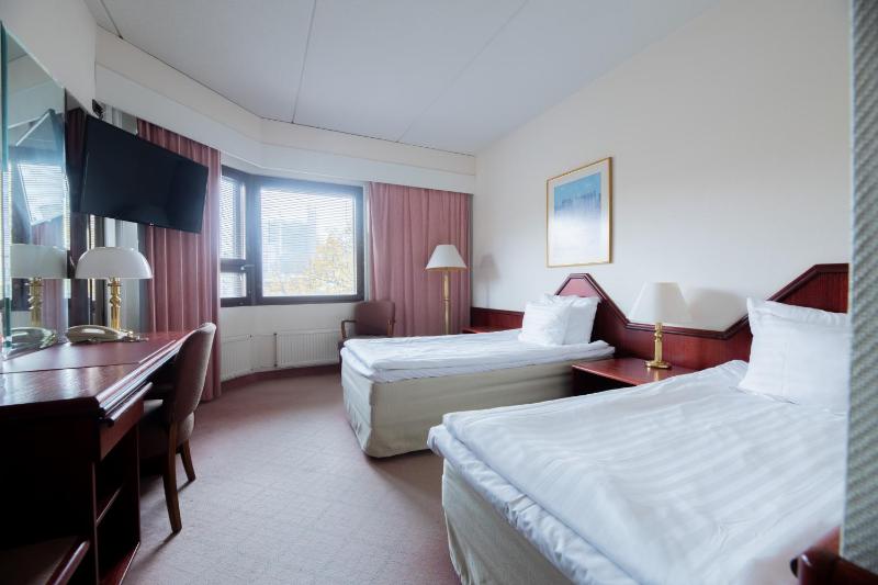Budget Twin Room image 1