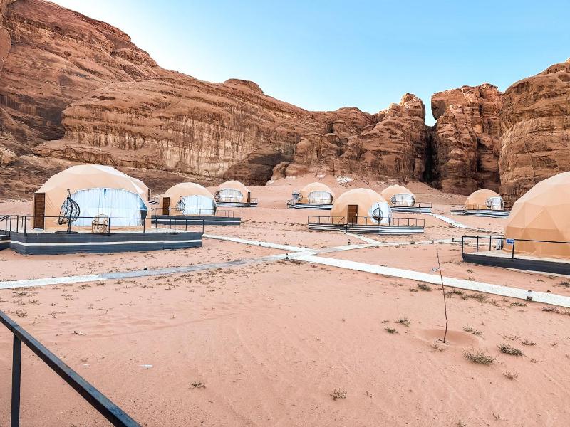 Wadi Rum Bubble Camp - image 10