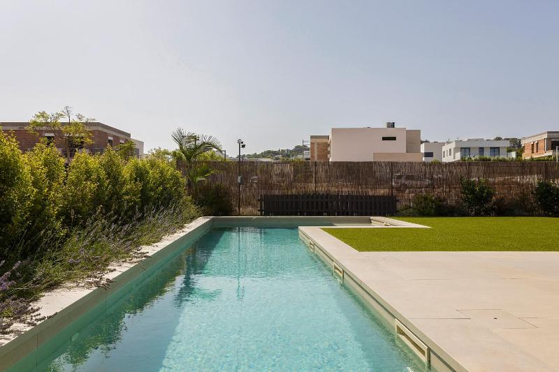 Villa Al Fresco Sitges Center and 10 minutes walk from beach Amaizing Design New Villa and new urbanization - image 12