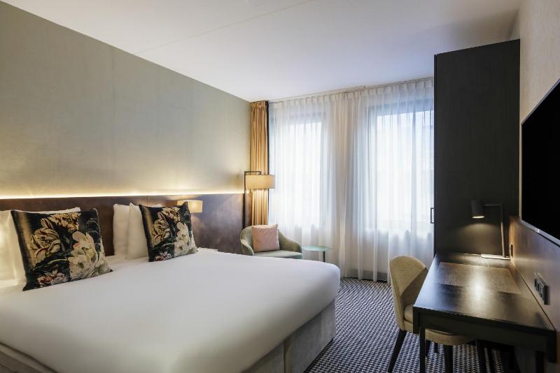 Double Room image 1