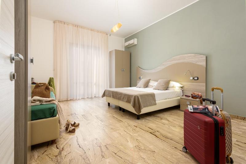 Hotel La Conchiglia Sul Mare - image 27