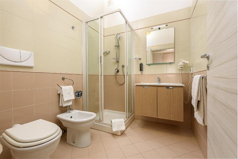 Hotel La Conchiglia Sul Mare - image 7