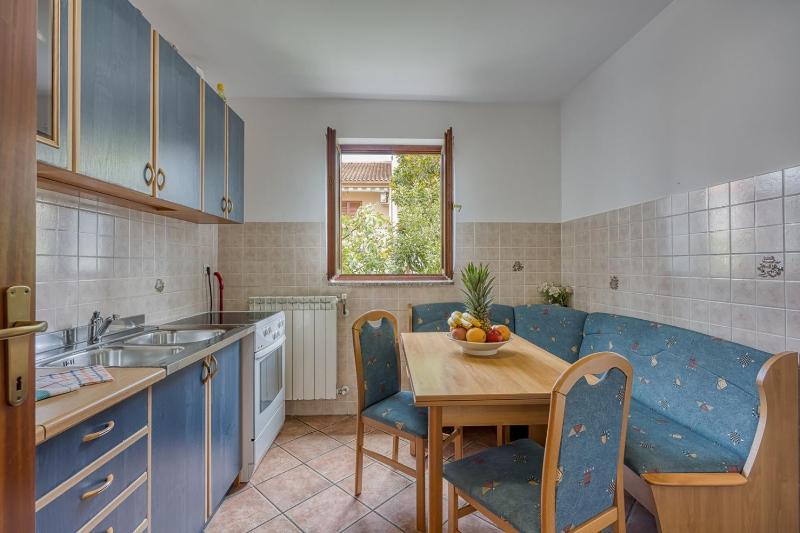 Apartments Folo - image 25