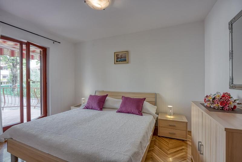 Apartments Folo - image 12
