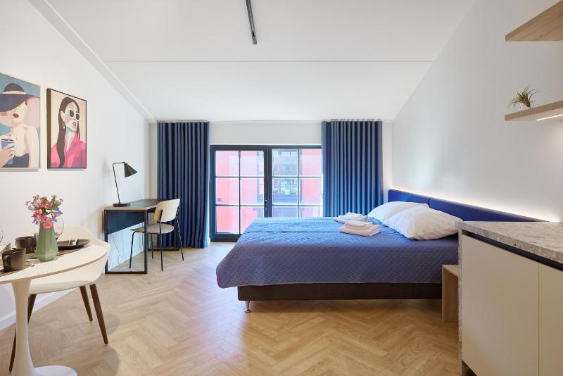 Stylish Volta Quarter Studios with AC - image 3