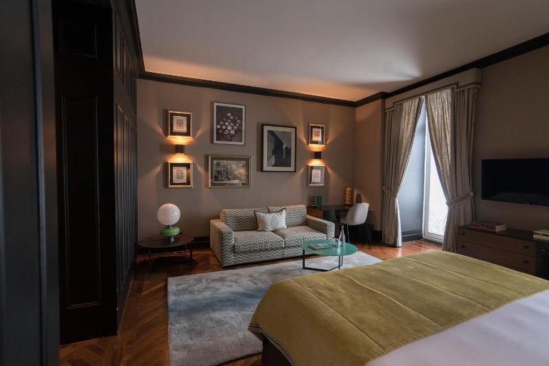 Junior Suite image 4