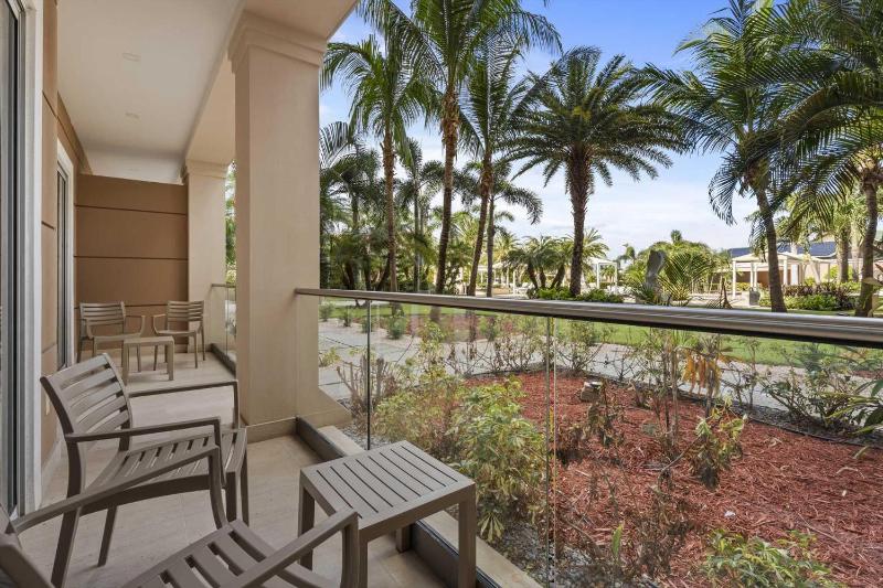 Eagle Beach- Best 2BR rates at LeVent Resort-LV105 - image 8