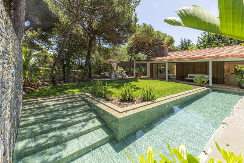 Havenwood Villa by Cadenzalux - image 6