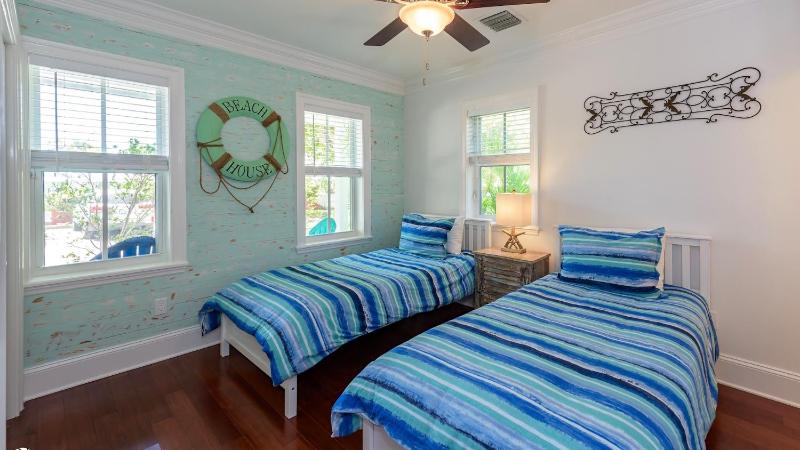 Envy of the Island by Last Key Realty - image 10