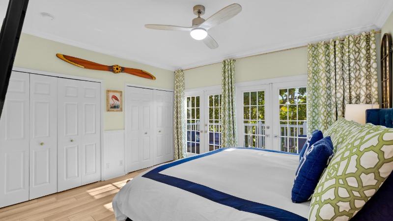 Trumans Trove by Last Key realty - image 9