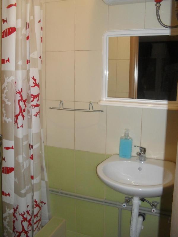 Classic Double Room with Shower image 3