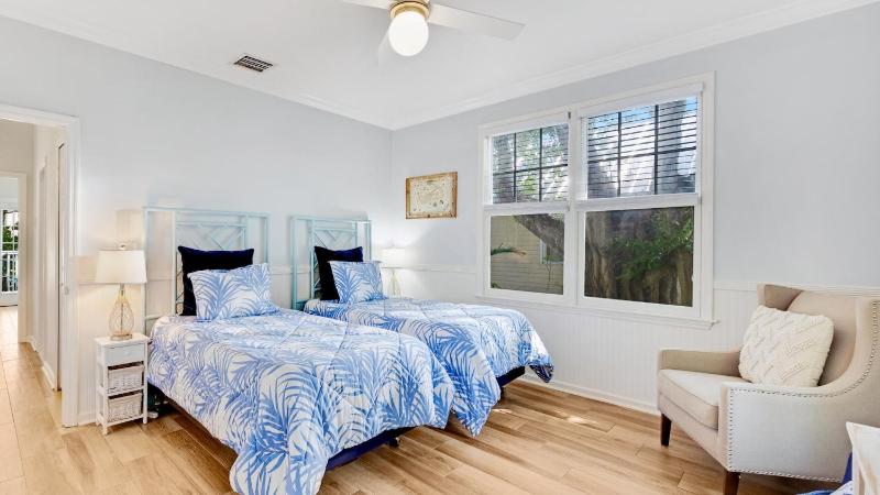 Trumans Trove by Last Key realty - image 14